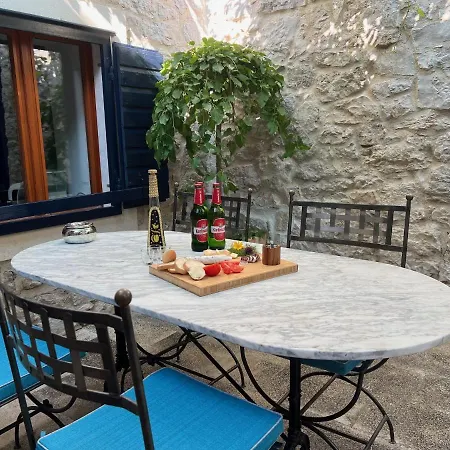 Apartment Villa Most Tisno