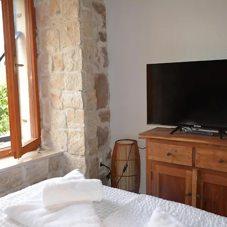 아파트 Villa Most Tisno 티스노