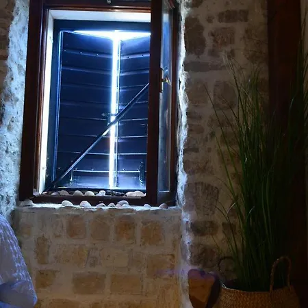 Villa Most Tisno 아파트