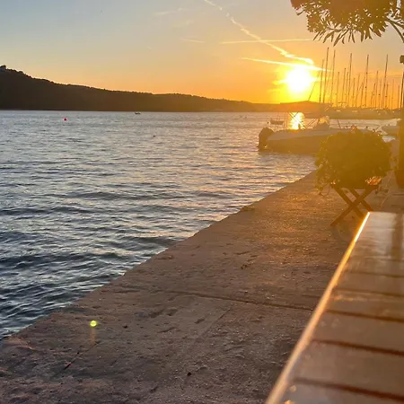 Villa Most Tisno Διαμέρισμα Tisno