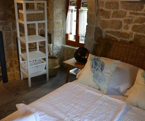 VILLA MOST Tisno Apartman *