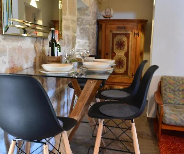 VILLA MOST Tisno Apartman *